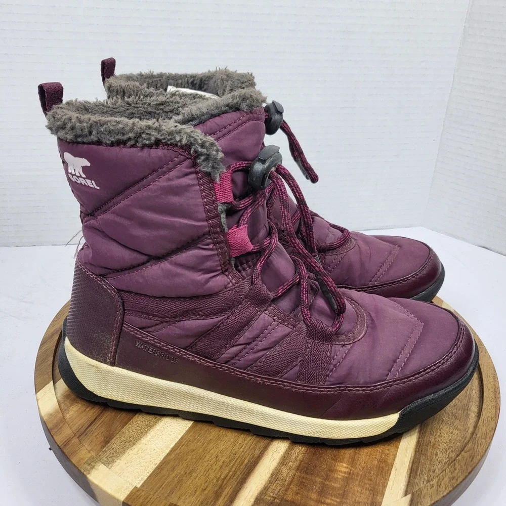 Sorel Youth‎ Whitney II Short Lace Boots Size 3 Epic Plum Waterproof Snow NY3902